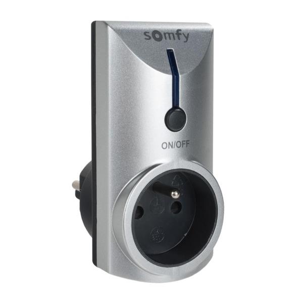 Dálkově ovládaná zásuvka Somfy RTS s funkcí stmívání, pro použití v interiéru