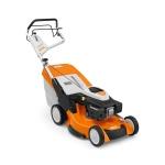 STIHL RM 655.0 V – benzinová sekačka s pojezdem 2,6 kW, 173 cm3, záběr 53 cm, koš 70 l